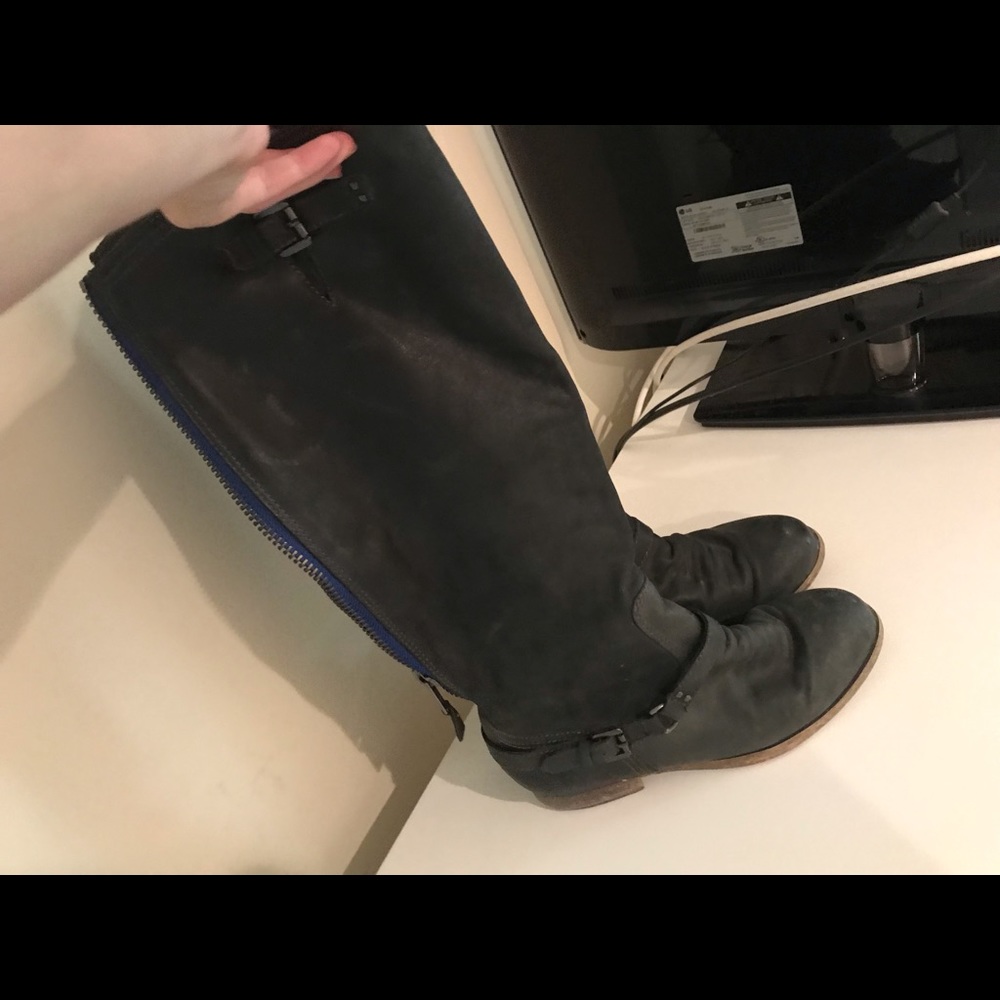 Steve Madden grey washed Roady boot with blue zip